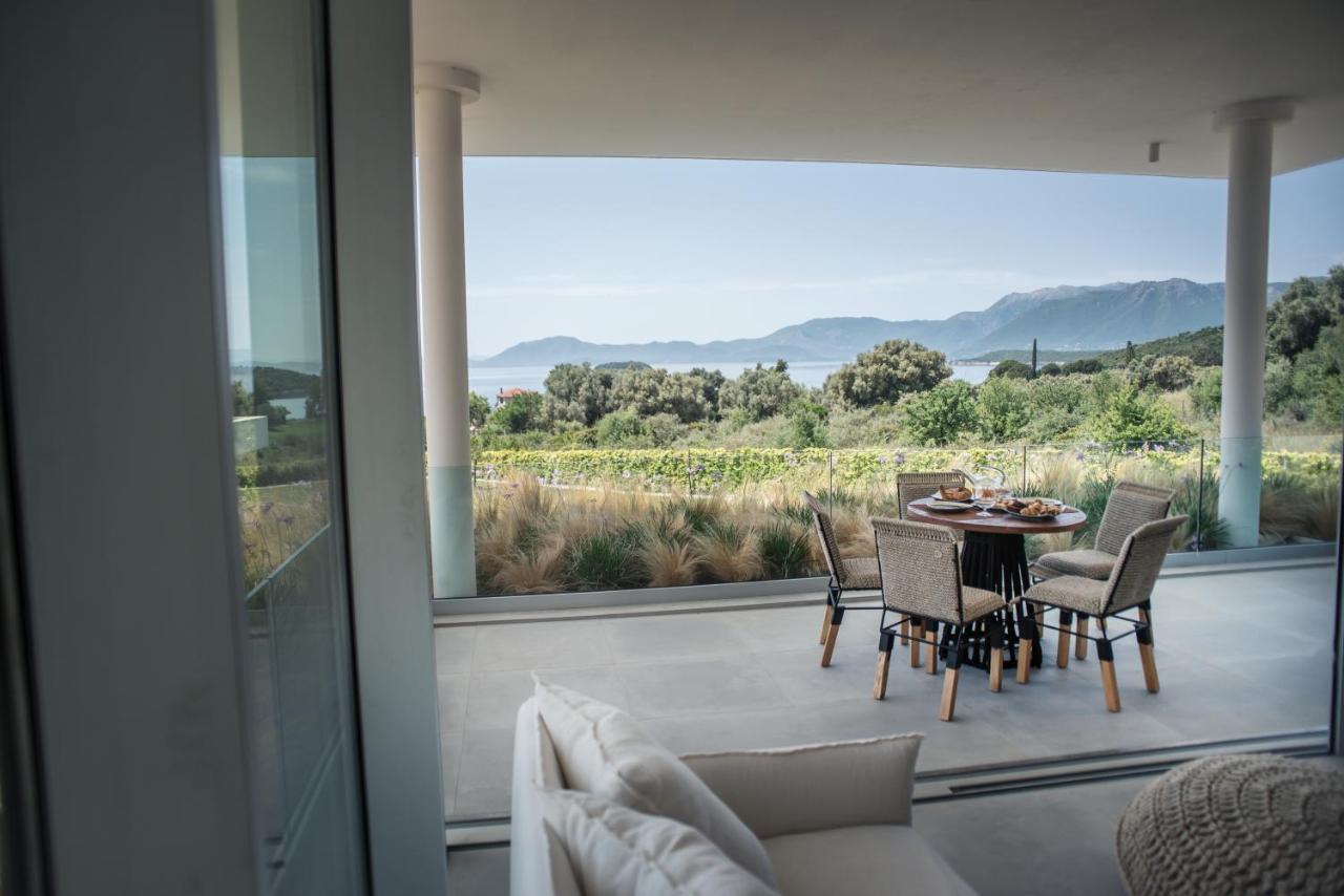 Varko Luxury Suites Paleros Extérieur photo