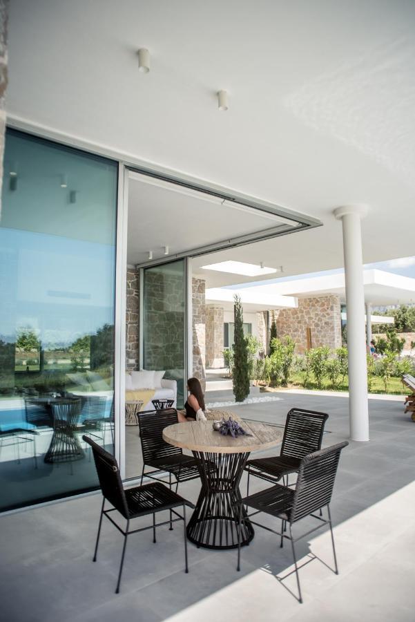 Varko Luxury Suites Paleros Extérieur photo