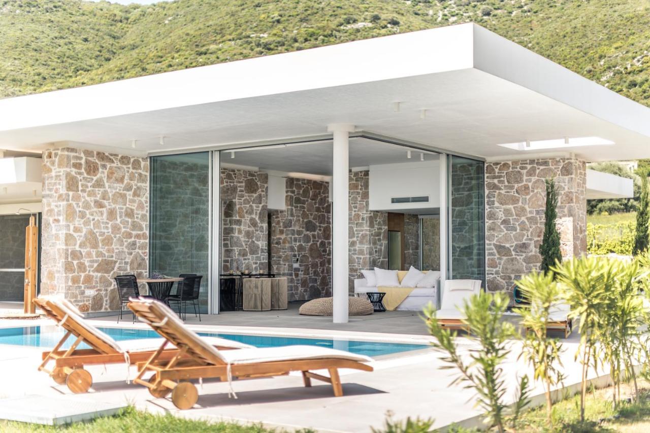 Varko Luxury Suites Paleros Extérieur photo