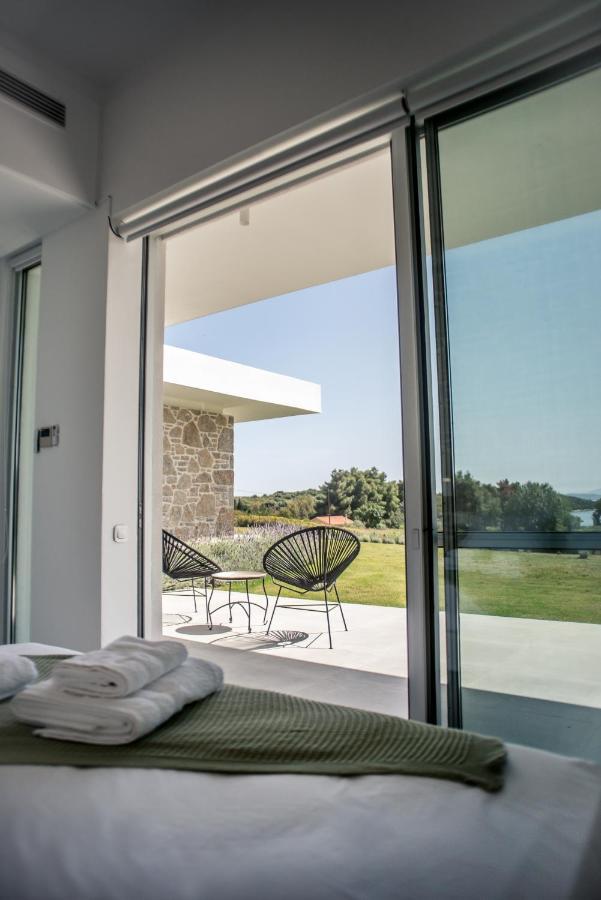 Varko Luxury Suites Paleros Extérieur photo