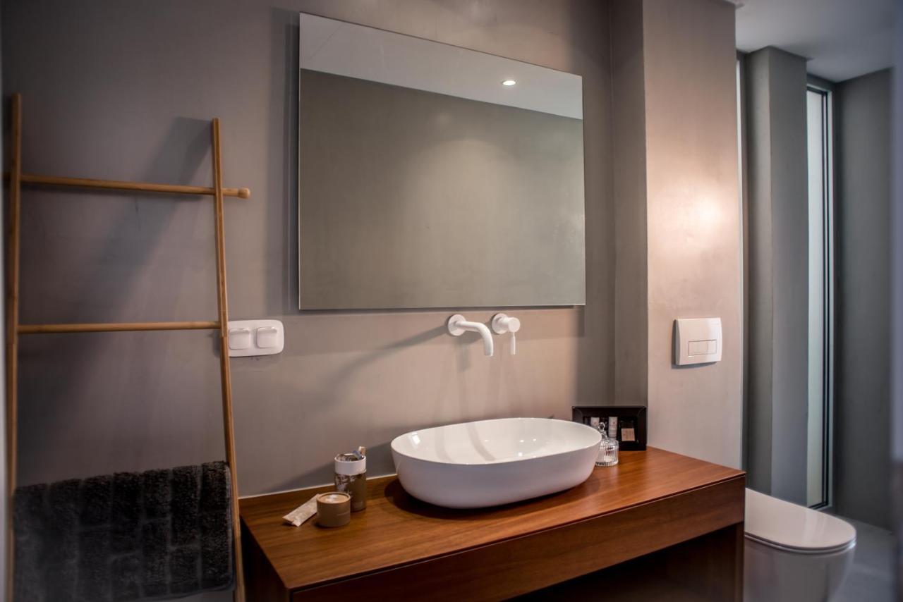 Varko Luxury Suites Paleros Extérieur photo